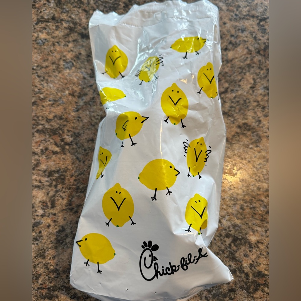 Chick-fil-A Cup Yellow Chick Bag sealed!